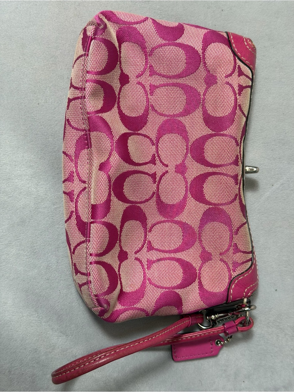 Coach Turlock Hot Pink Jaquard Leather Canvas Wrislet Mini Bag Y2K - Picture 4 of 14